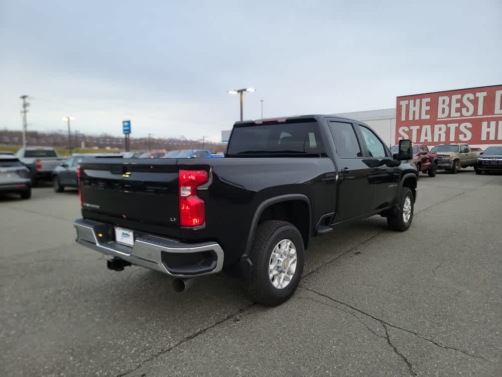 Thumbnail: 2026 Chevrolet Silverado 2500 - 5