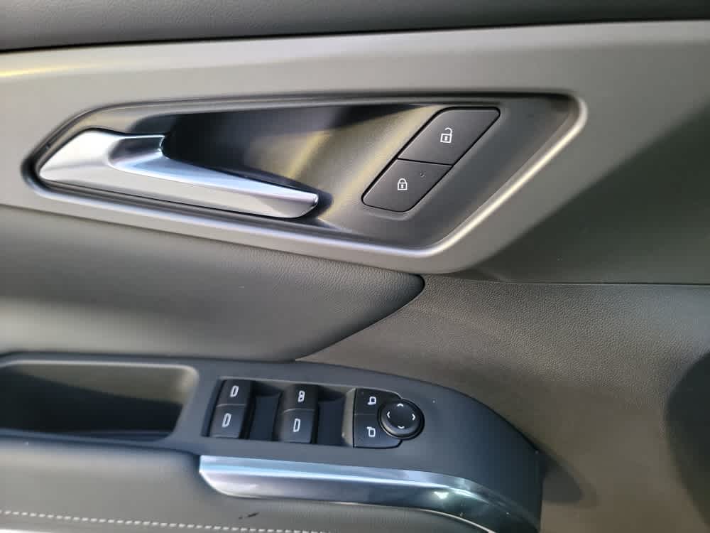 Thumbnail: 2026 Chevrolet Traverse - 11