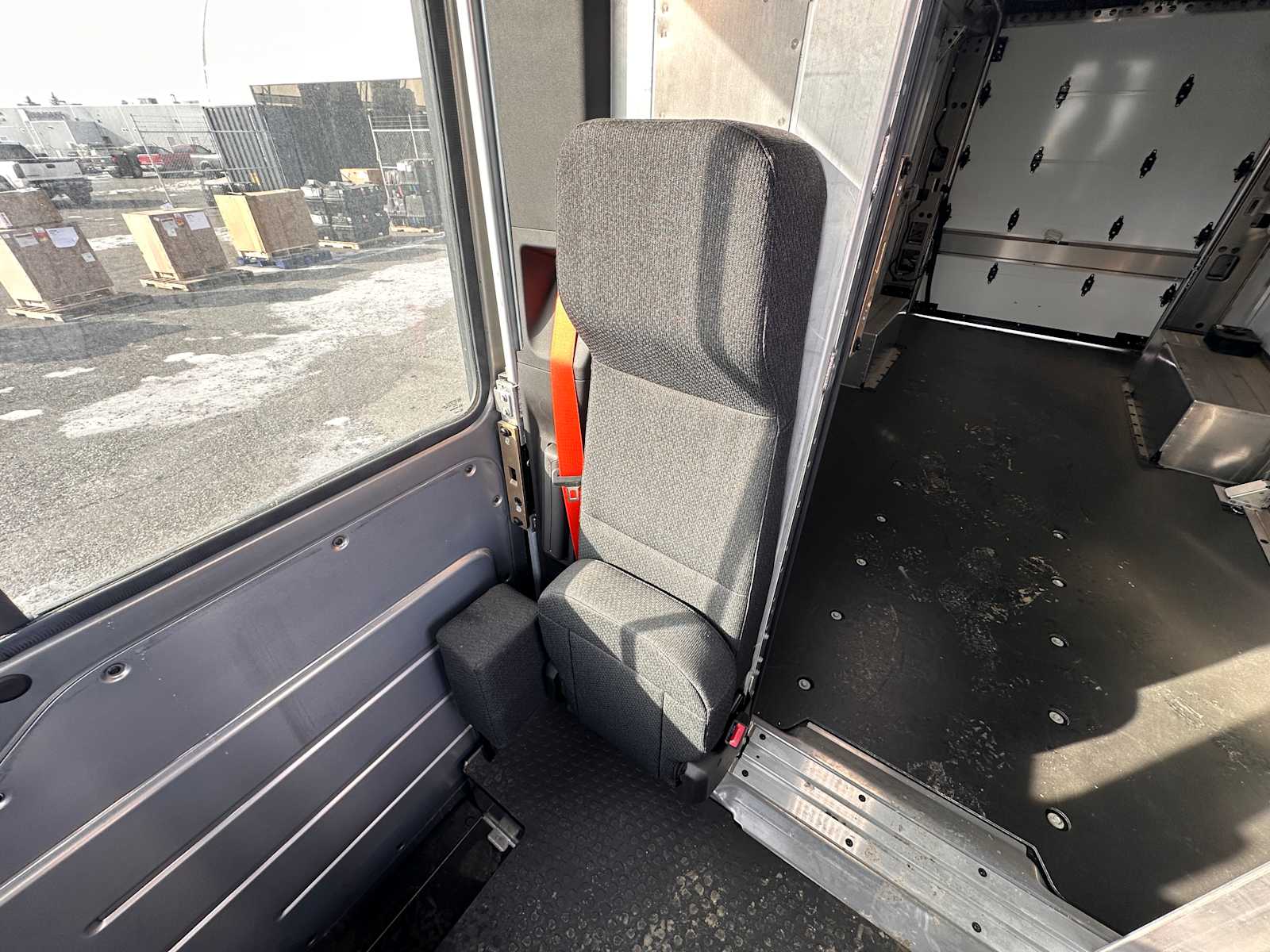 Thumbnail: 2025 Chevrolet BrightDrop - 16