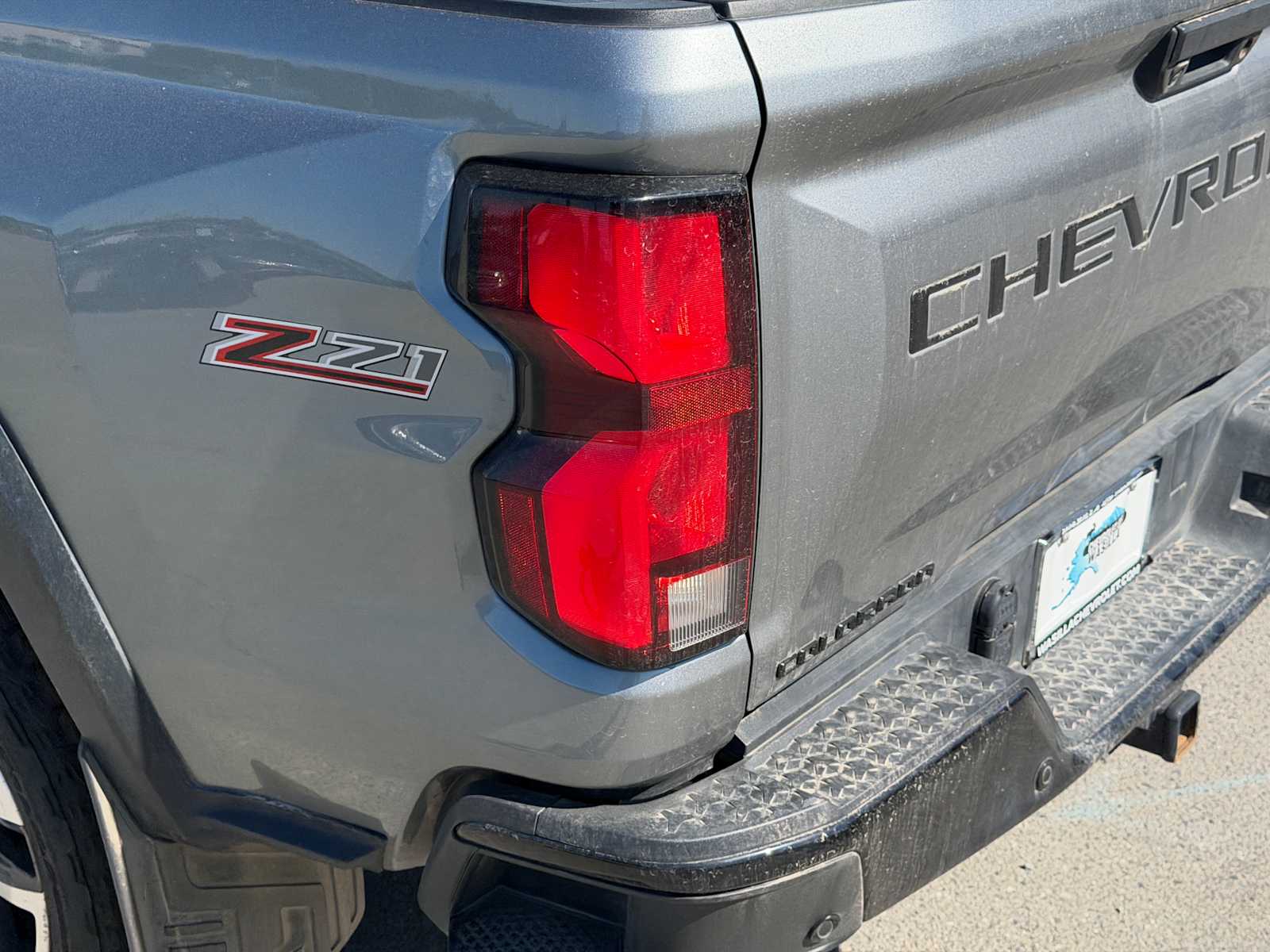 Thumbnail: 2023 Chevrolet Colorado - 24