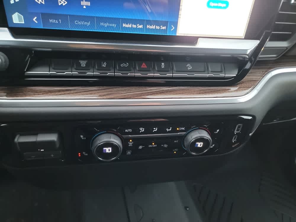 Thumbnail: 2026 Chevrolet Silverado 2500 - 17