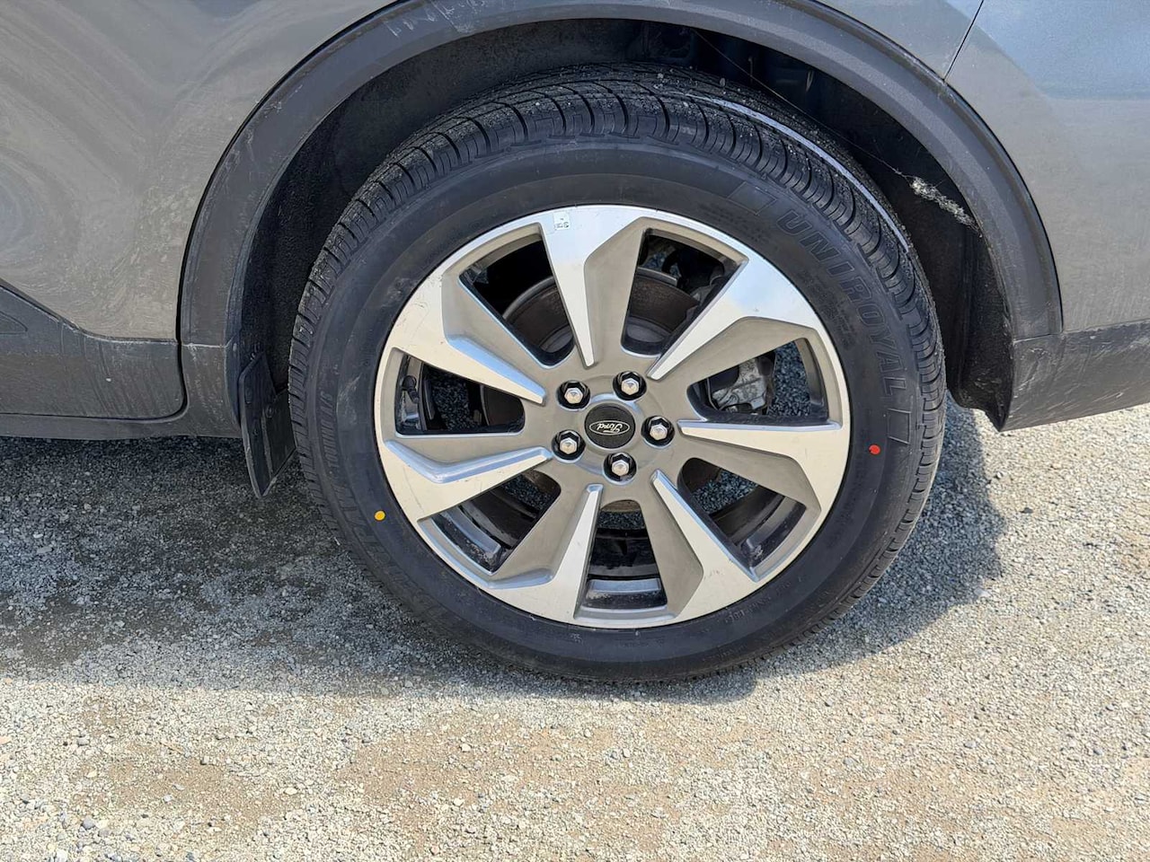 2025 Ford Escape Platinum - Image 11