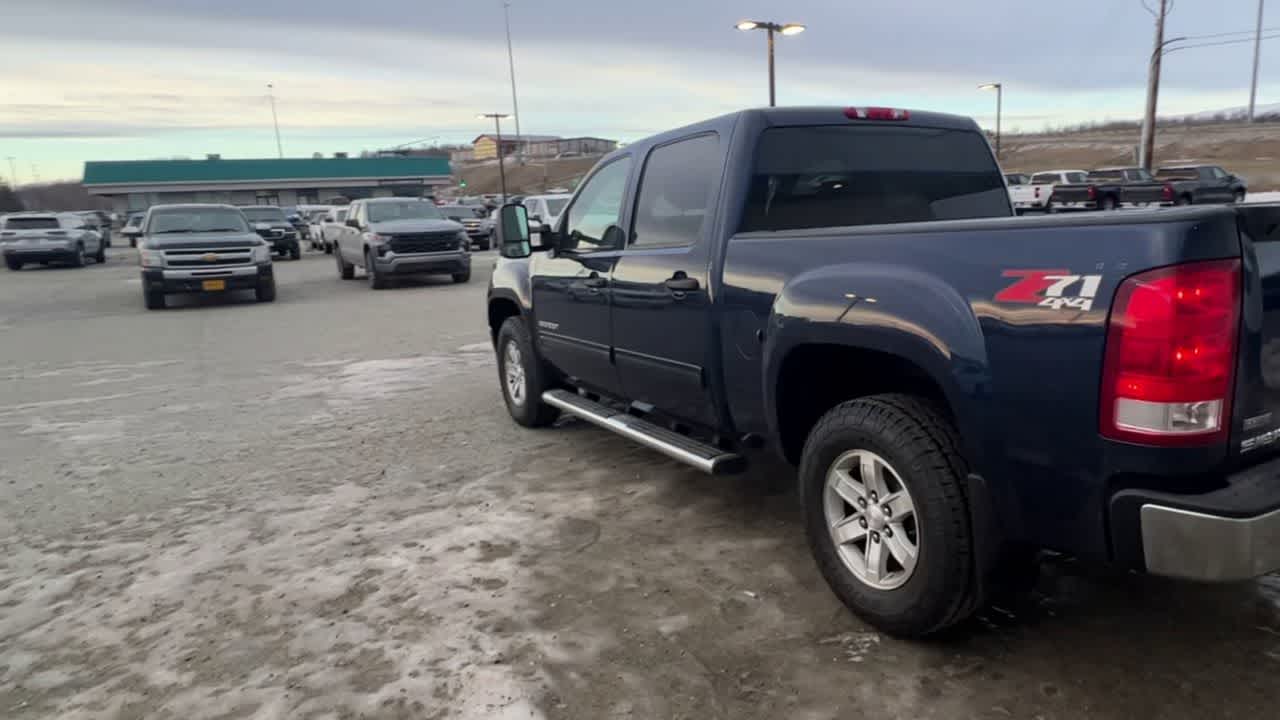 Thumbnail: 2011 GMC Sierra 1500 - 2