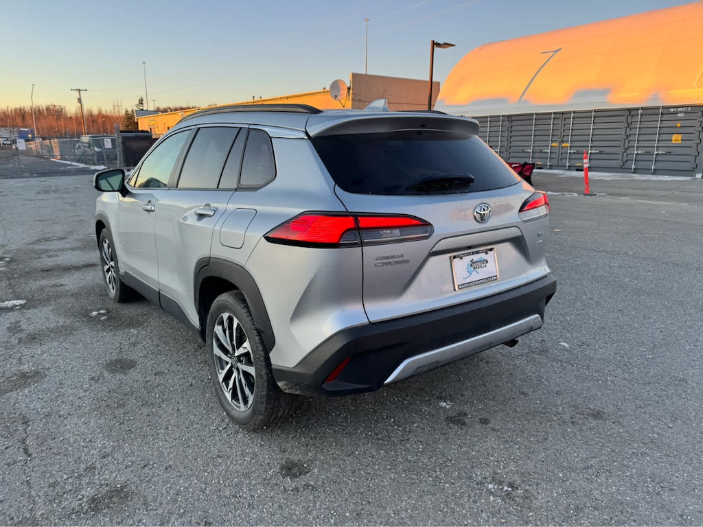 Used 2023 Toyota Corolla Cross XLE