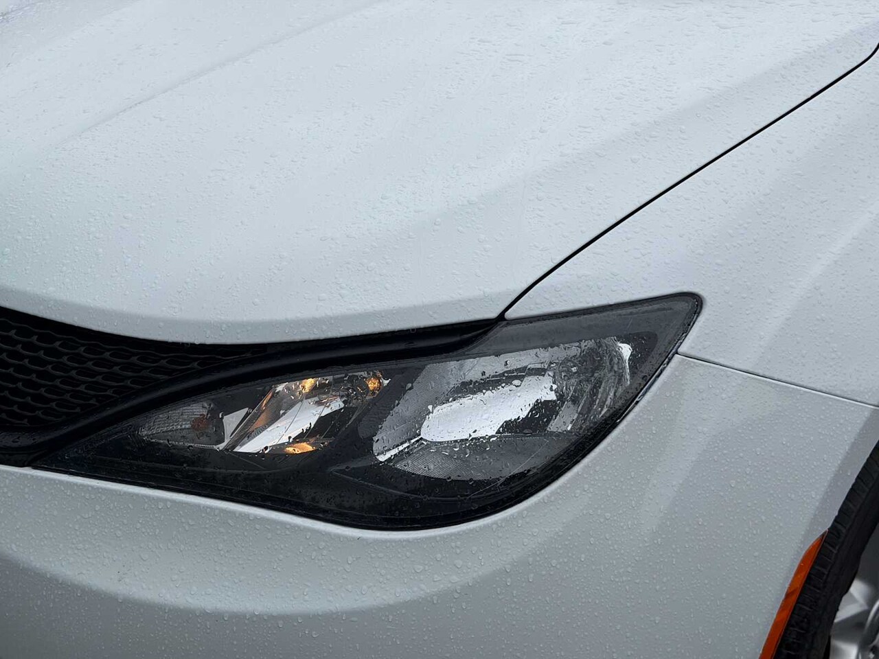 2025 Chrysler Pacifica Limited - Image 14