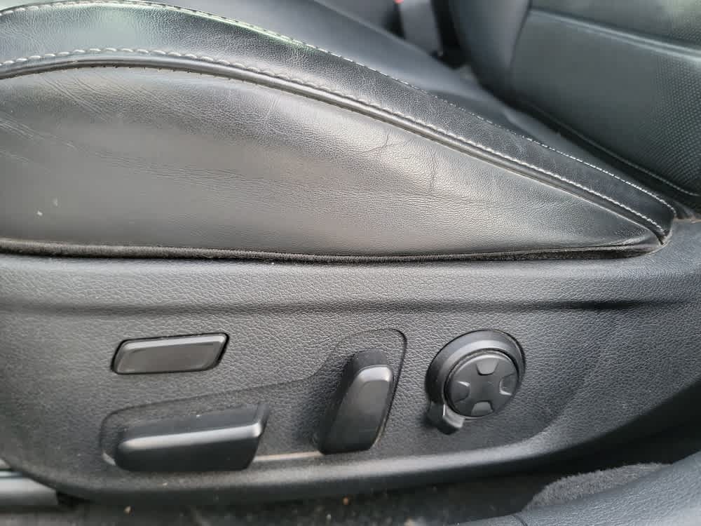 Thumbnail: 2018 Kia Stinger - 11