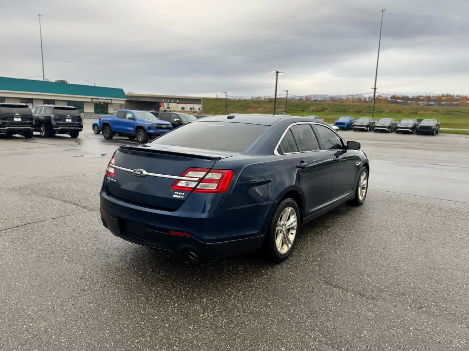 Thumbnail: 2017 Ford Taurus - 5