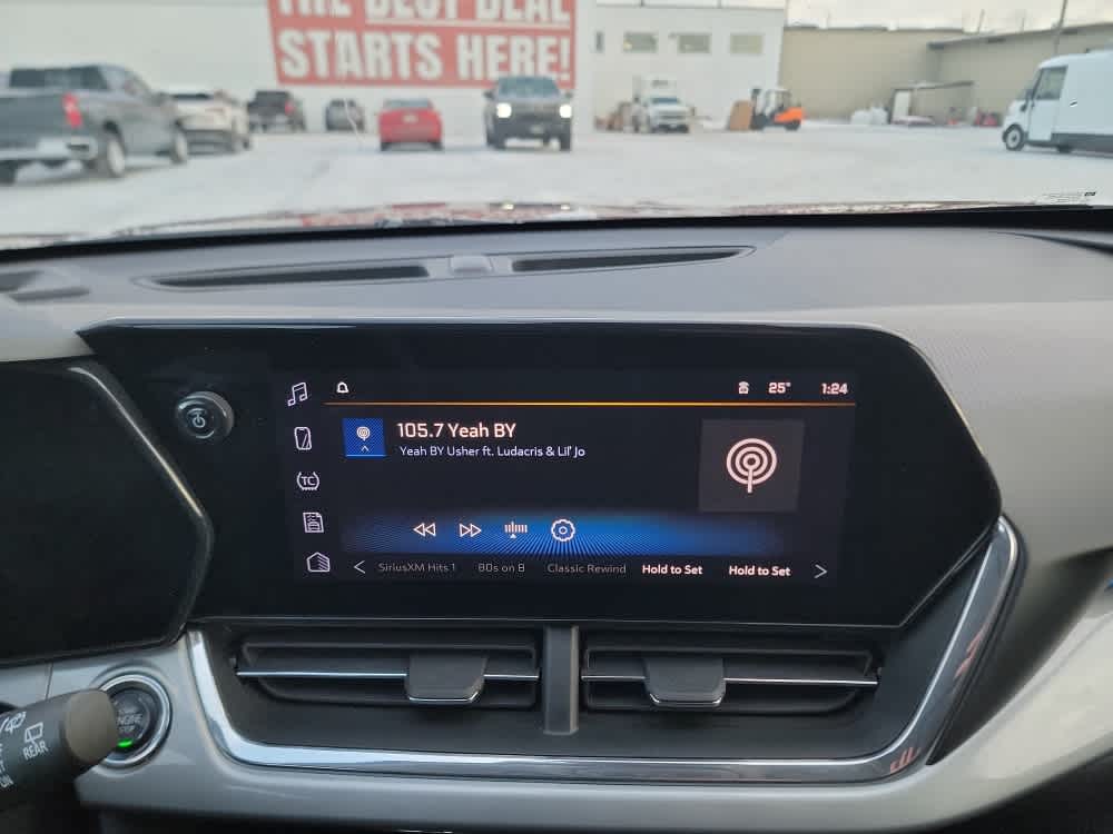 Thumbnail: 2025 Chevrolet Trax - 16