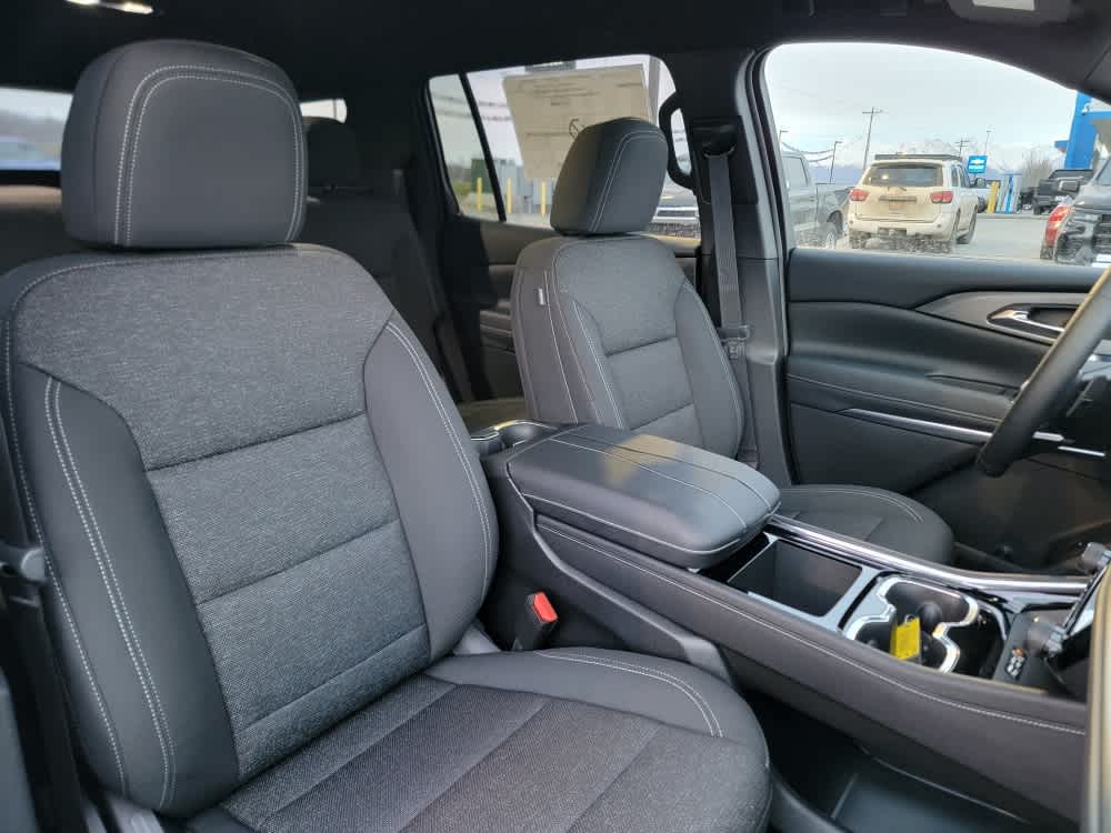 Thumbnail: 2026 Chevrolet Traverse - 18