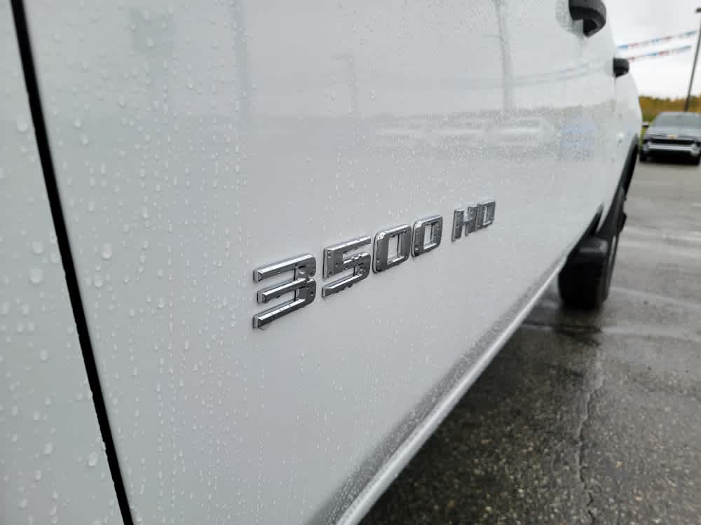 Thumbnail: 2025 Chevrolet Silverado 3500 - 22