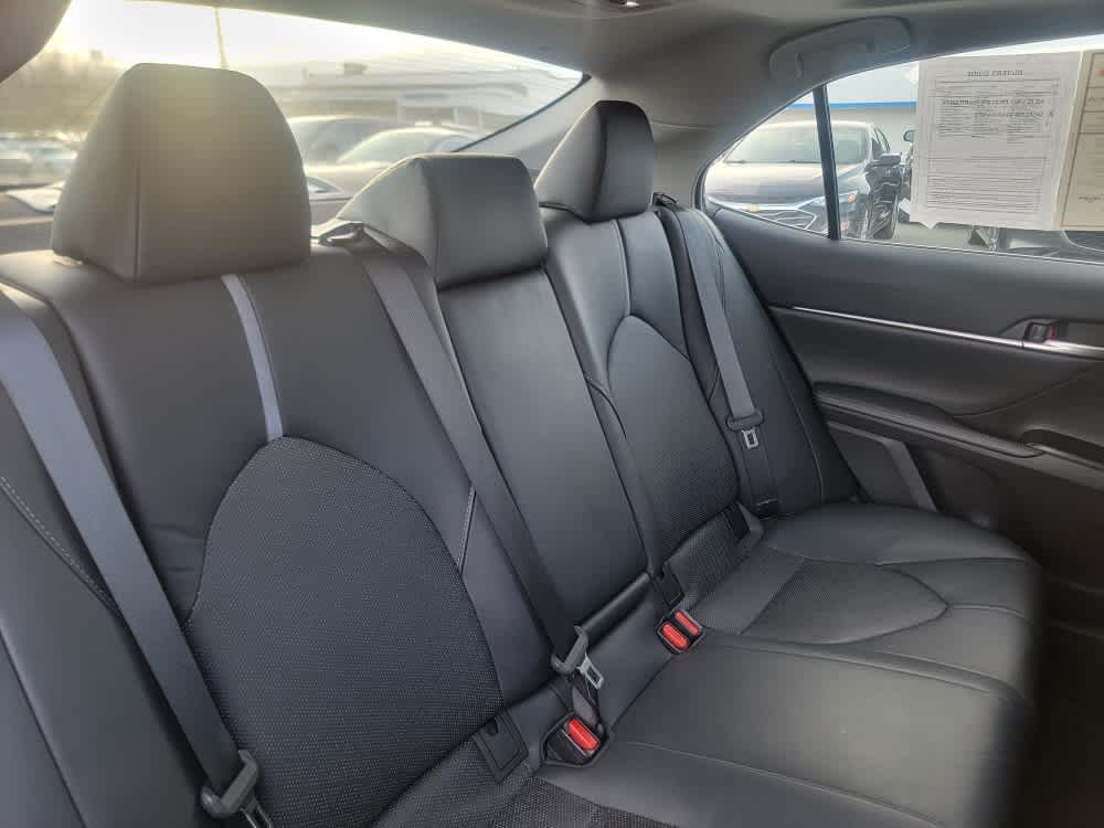 Thumbnail: 2019 Toyota Camry - 20