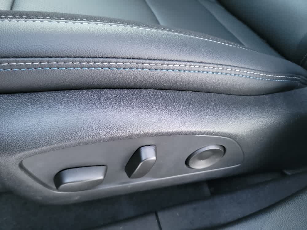 Thumbnail: 2026 Chevrolet Equinox - 12