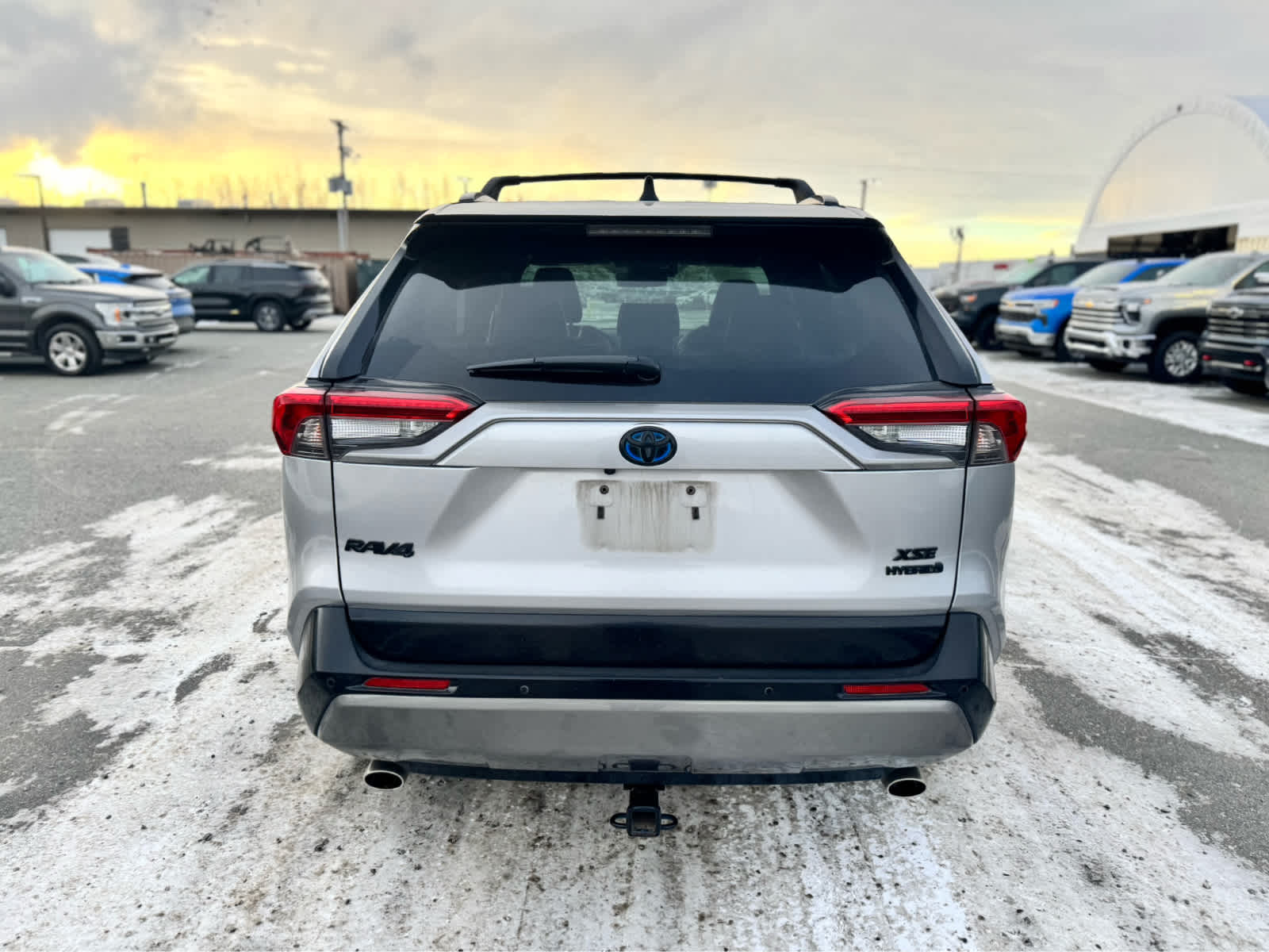 2021 Toyota RAV4 XSE photo 2