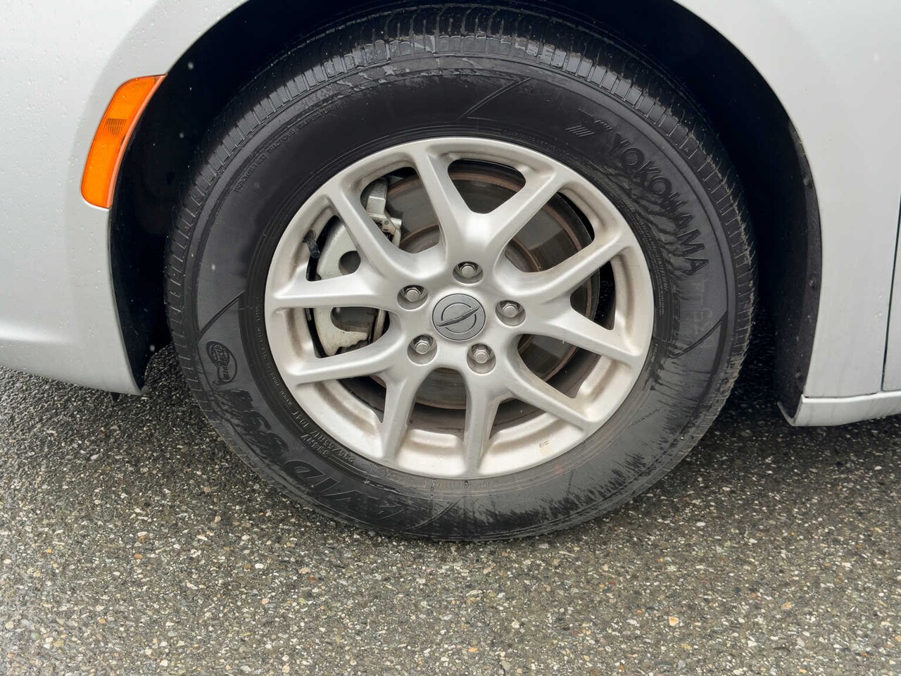 2024 Chrysler Pacifica Touring L - Image 12