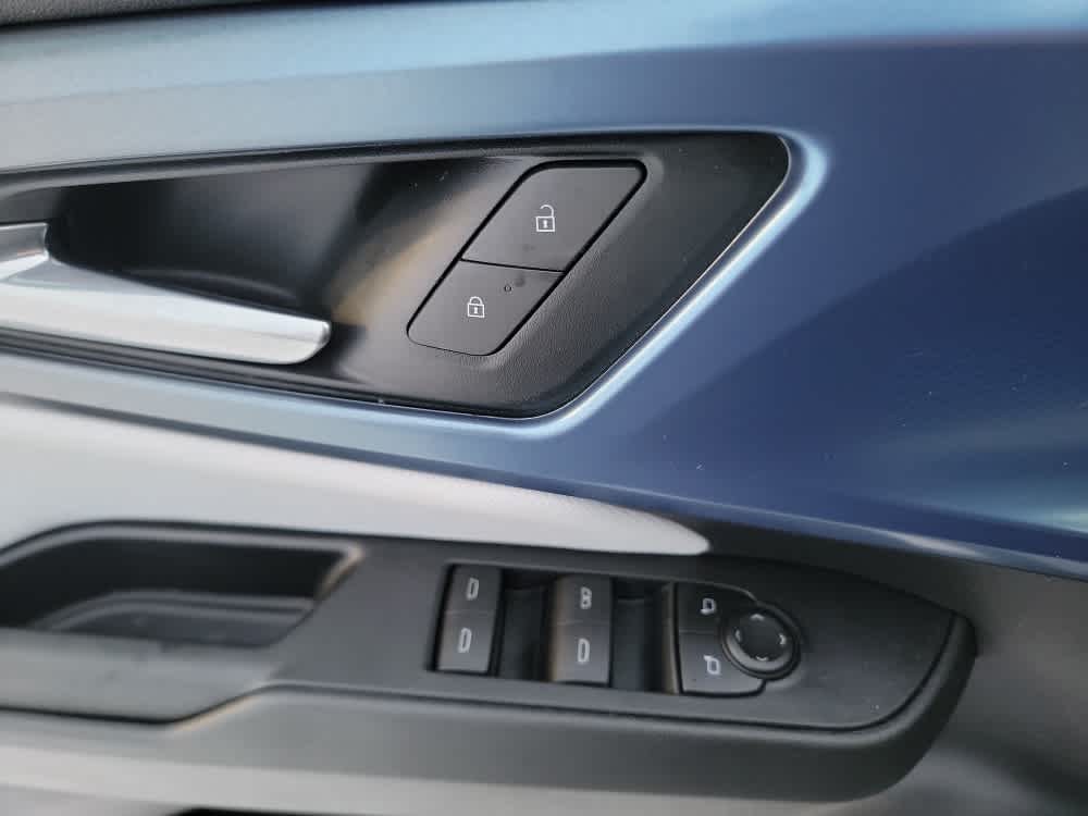 Thumbnail: 2026 Chevrolet Equinox - 10