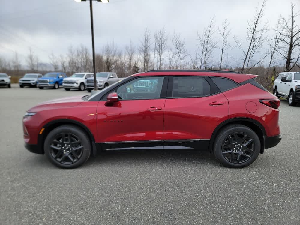 Thumbnail: 2025 Chevrolet Blazer - 2