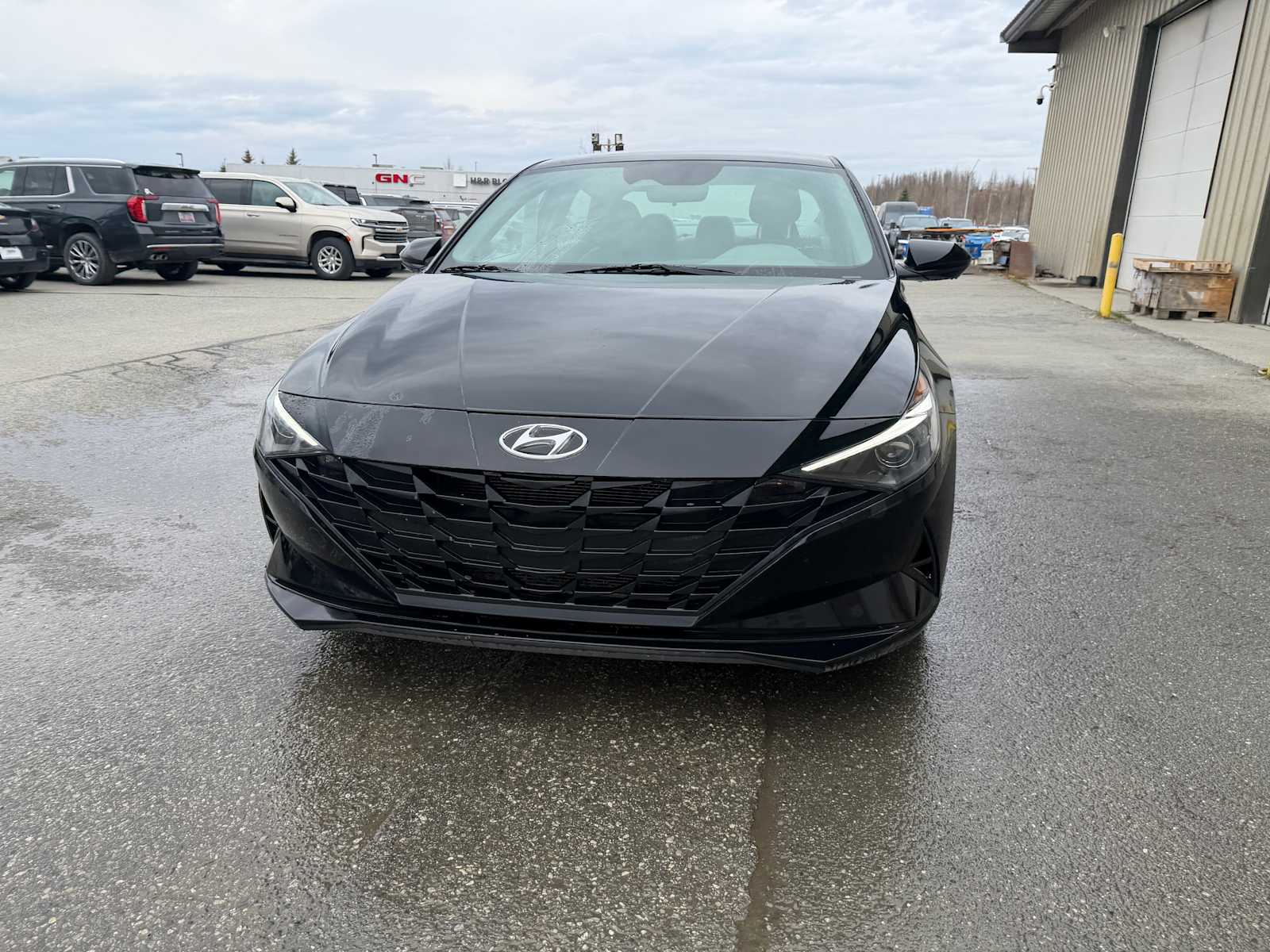 Thumbnail: 2023 Hyundai Elantra - 4