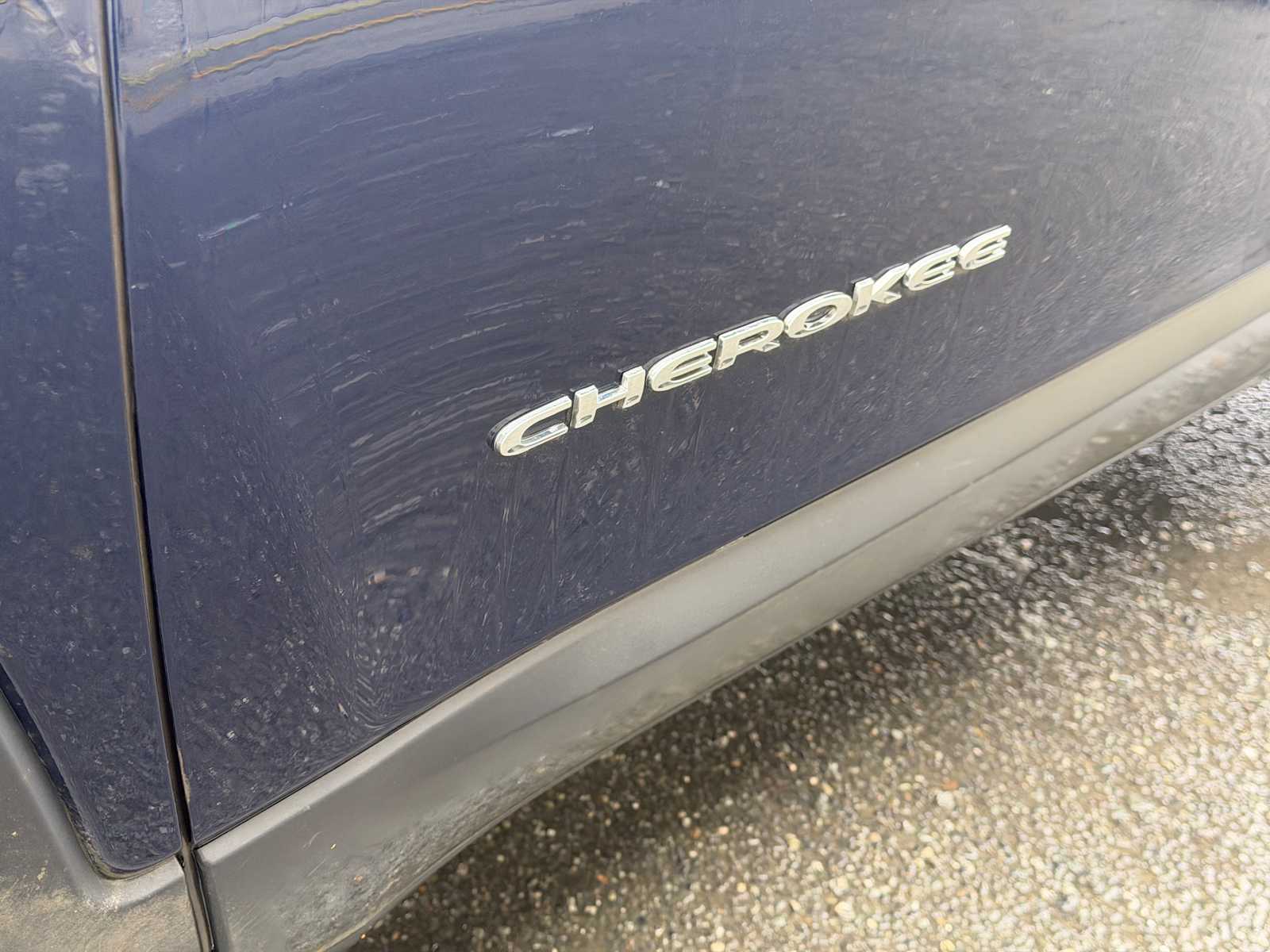 Thumbnail: 2016 Jeep Cherokee - 11