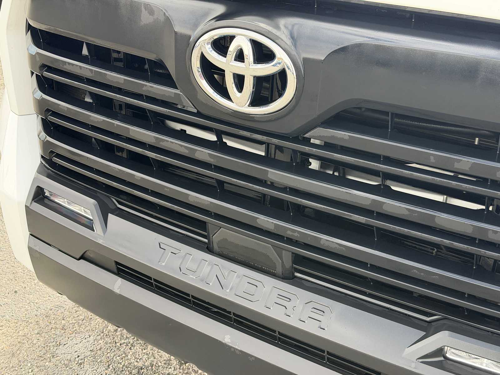 Thumbnail: 2024 Toyota Tundra - 14