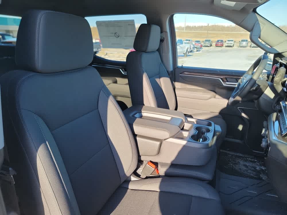 Thumbnail: 2026 Chevrolet Silverado 1500 - 18