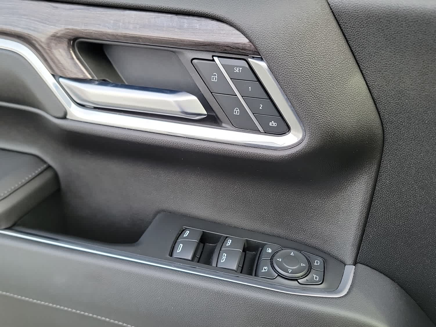 Thumbnail: 2023 Chevrolet Silverado 1500 - 10