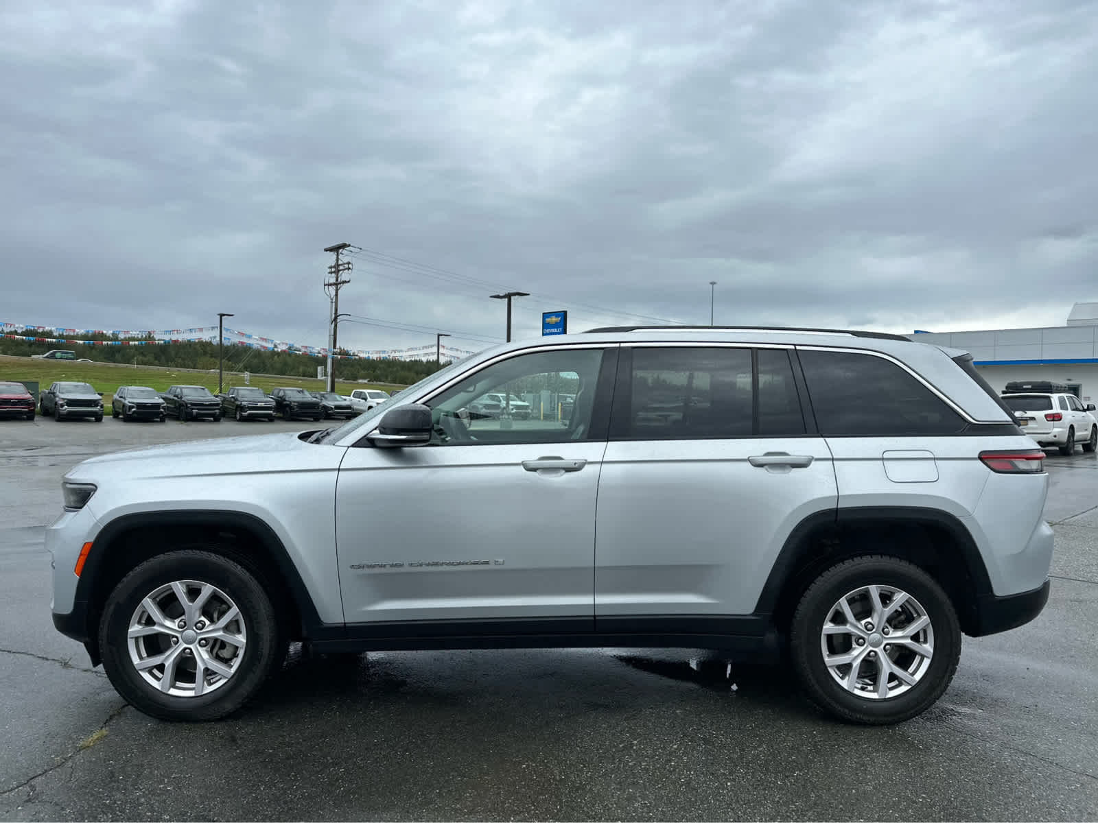 Thumbnail: 2022 Jeep Grand Cherokee - 4
