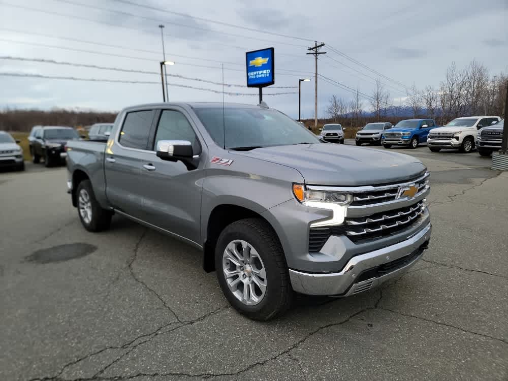 Thumbnail: 2026 Chevrolet Silverado 1500 - 7