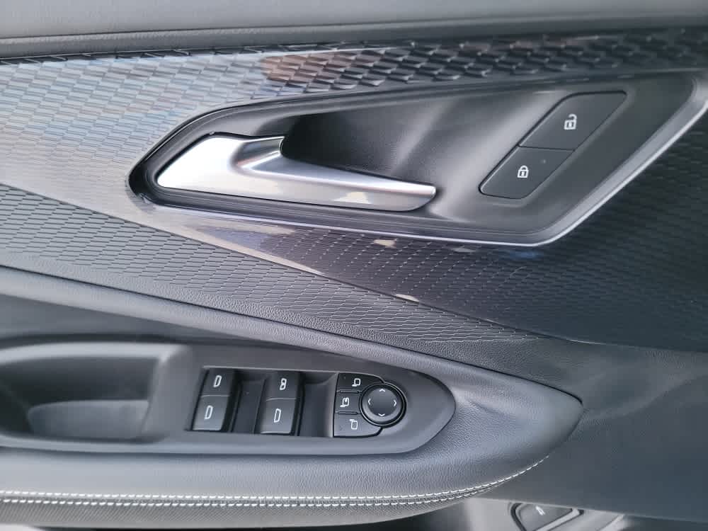 Thumbnail: 2026 Chevrolet Blazer EV - 10