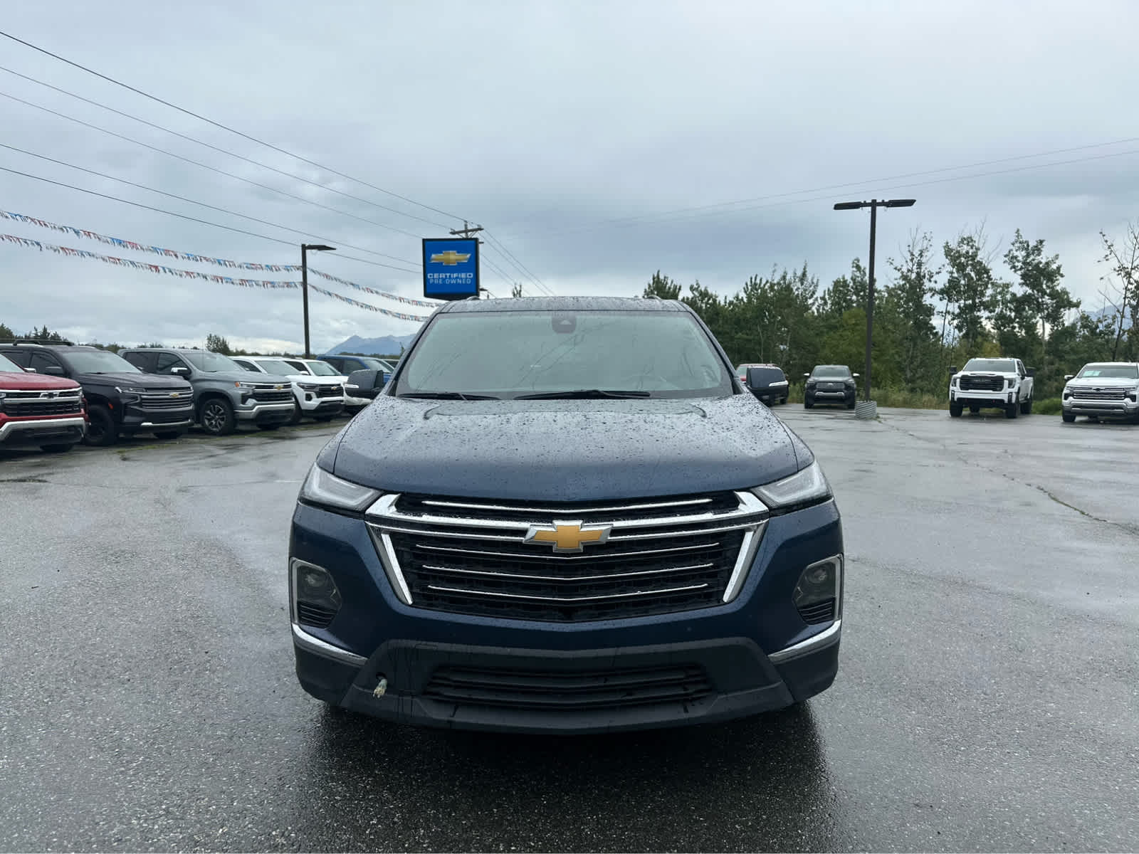 Thumbnail: 2023 Chevrolet Traverse - 2