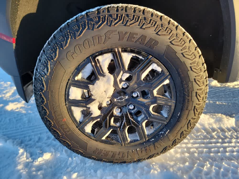 Thumbnail: 2026 Chevrolet Colorado - 9