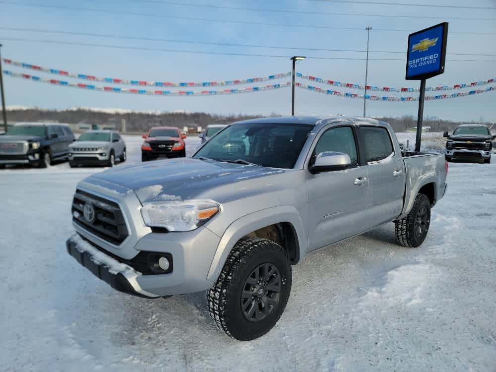 2023 Toyota Tacoma SR's photo