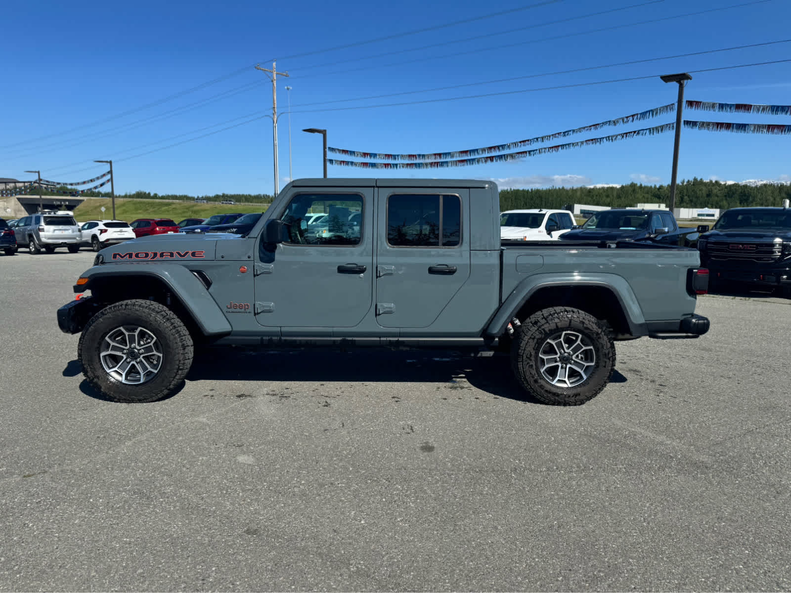 2024 Jeep Gladiator Mojave X 2