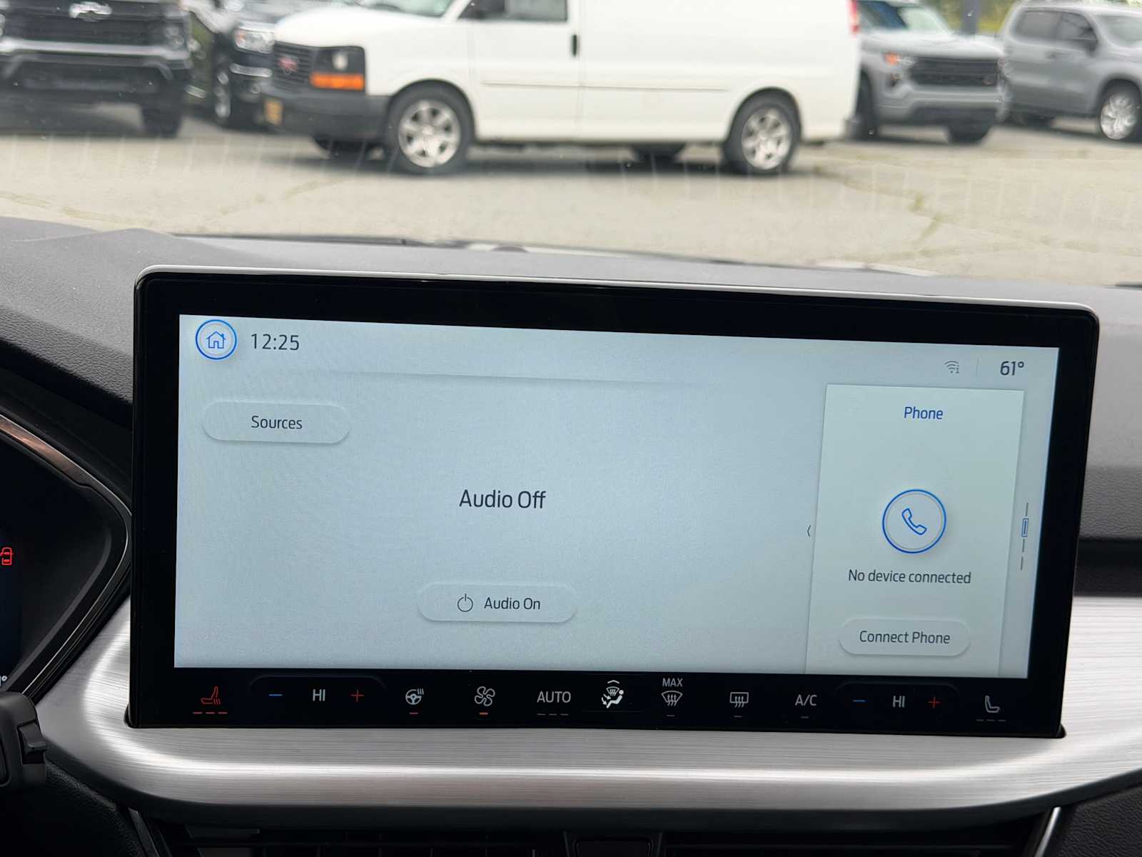 2025 Ford Escape Platinum - Photo 19