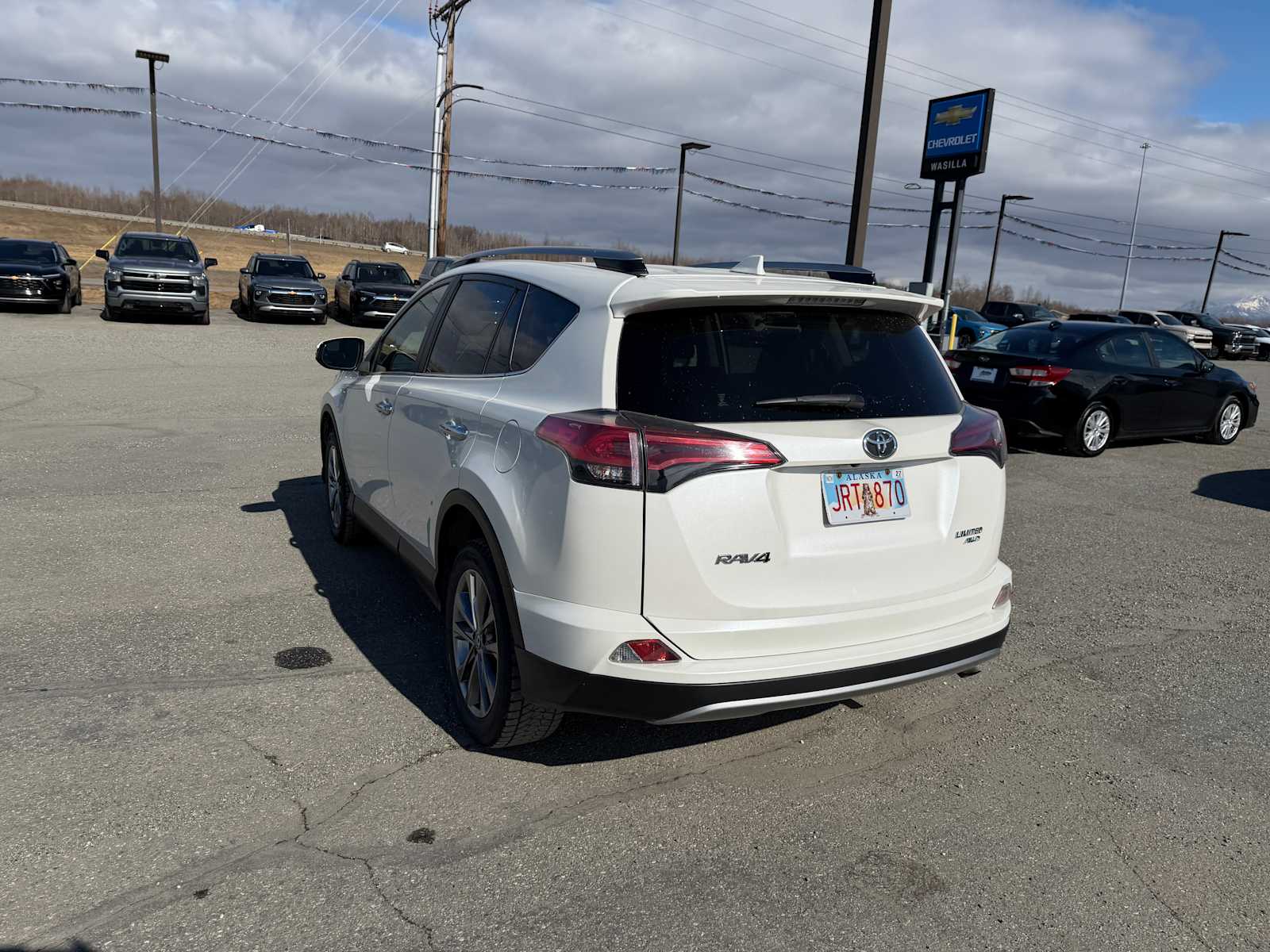 Thumbnail: 2018 Toyota RAV4 - 8