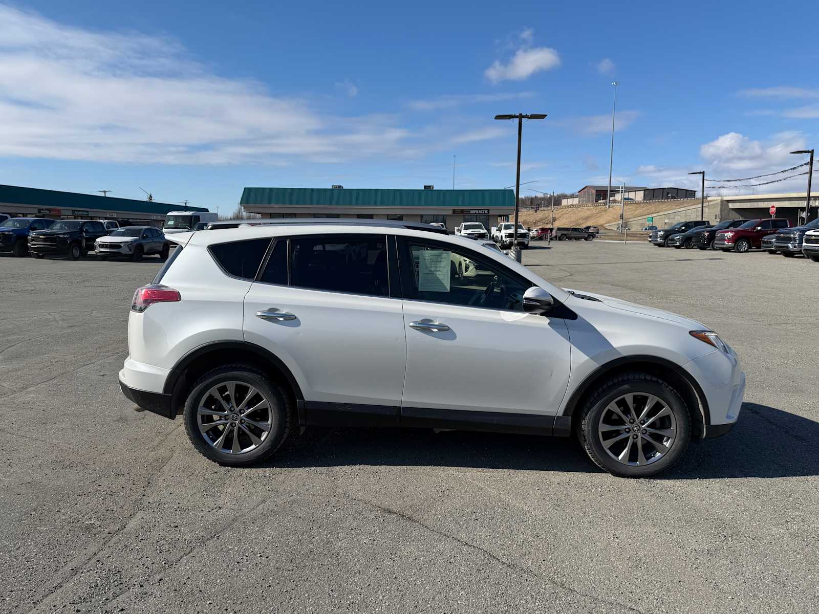 Thumbnail: 2018 Toyota RAV4 - 5