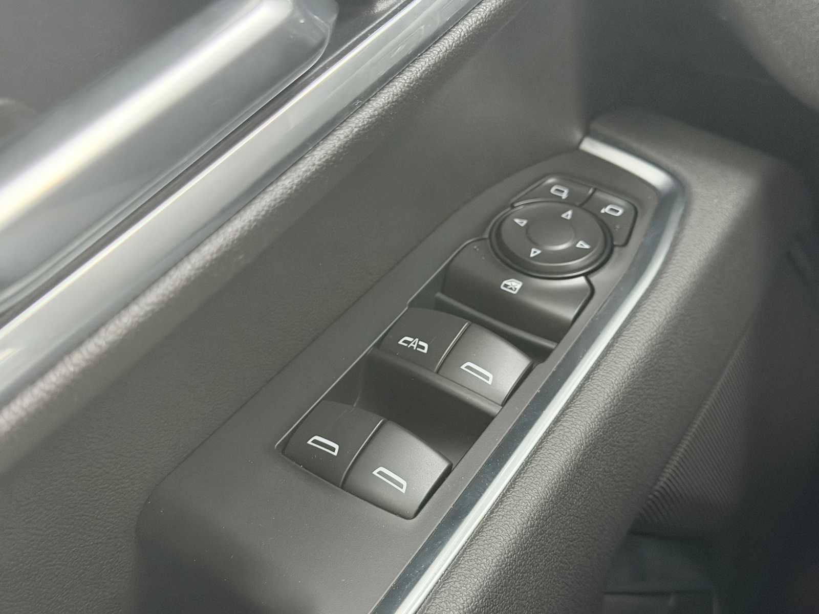 2026 Chevrolet Silverado 2500 HD LT - Image 4