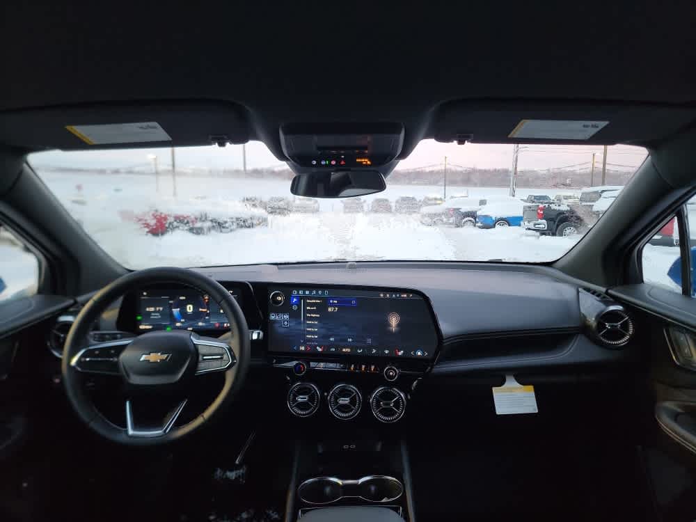 Thumbnail: 2026 Chevrolet Blazer EV - 24