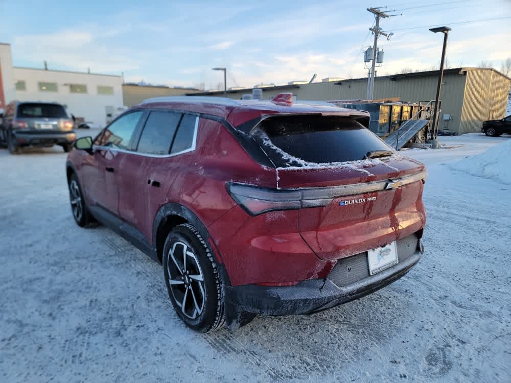 Thumbnail: 2026 Chevrolet Equinox - 3