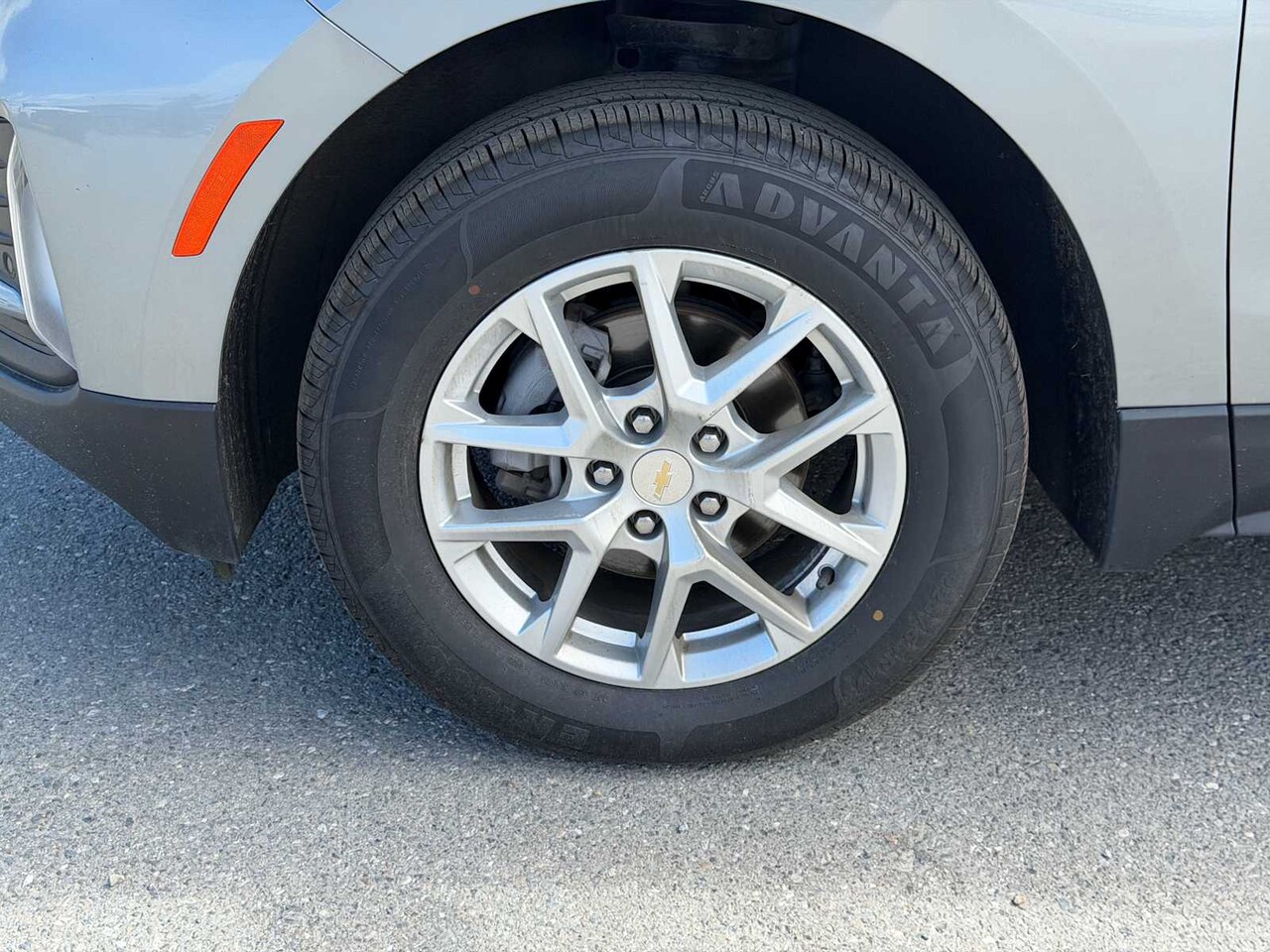 2024 Chevrolet Equinox LT - Image 12