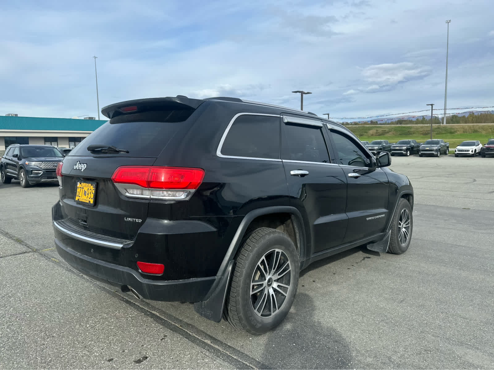 Thumbnail: 2015 Jeep Grand Cherokee - 7