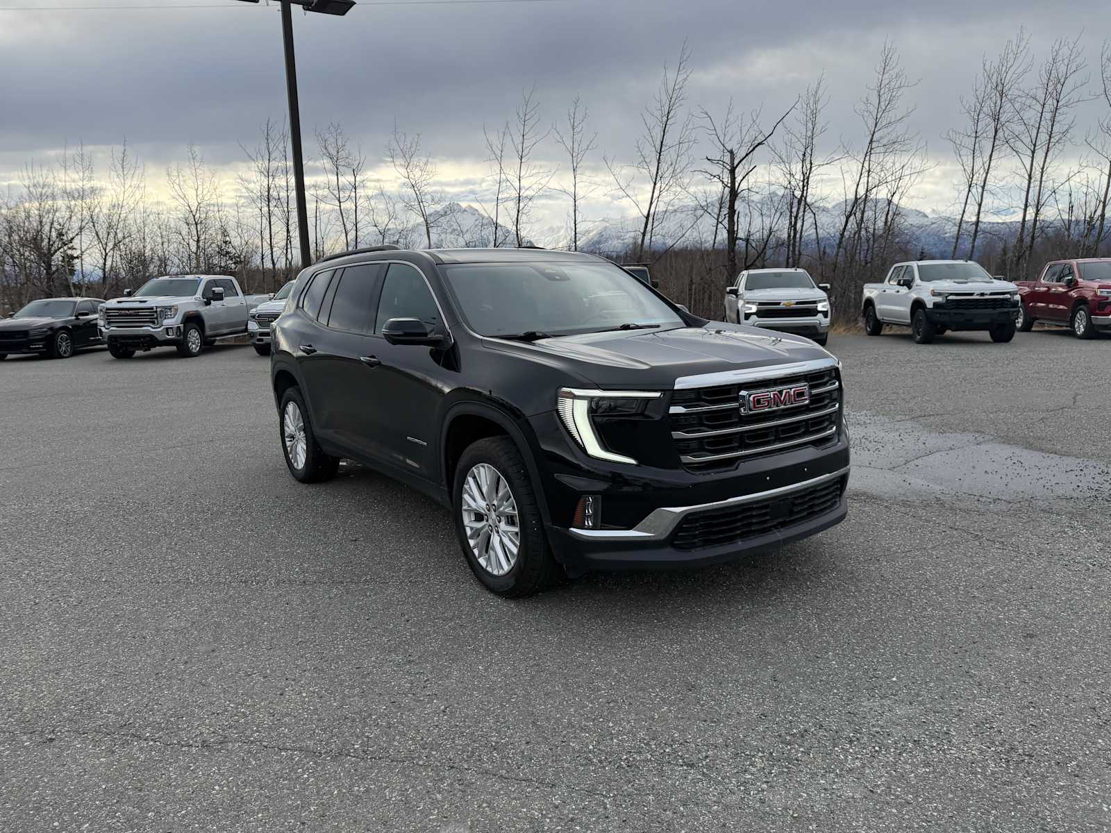 Thumbnail: 2024 GMC Acadia - 12