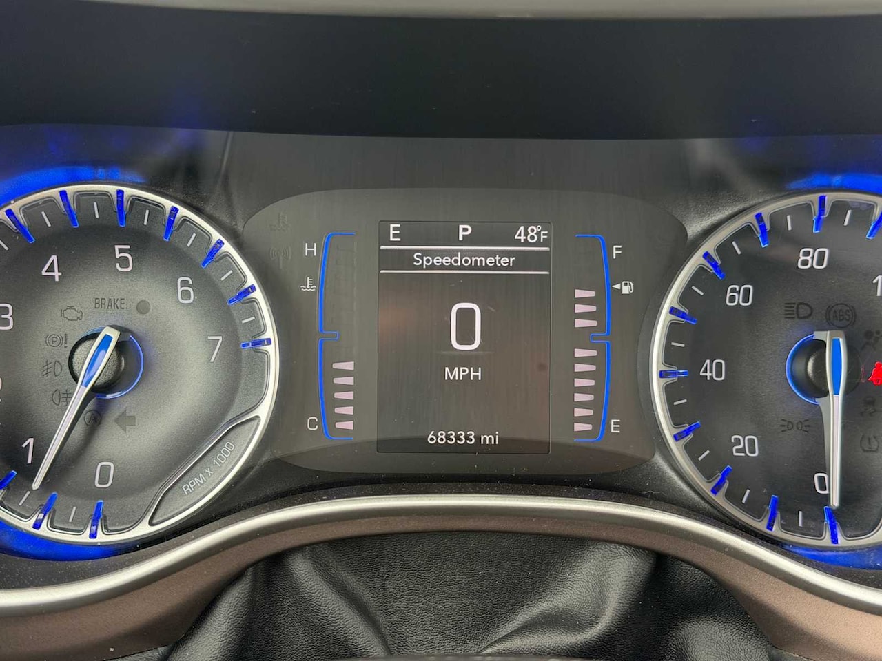 2023 Chrysler Voyager LX - Image 3