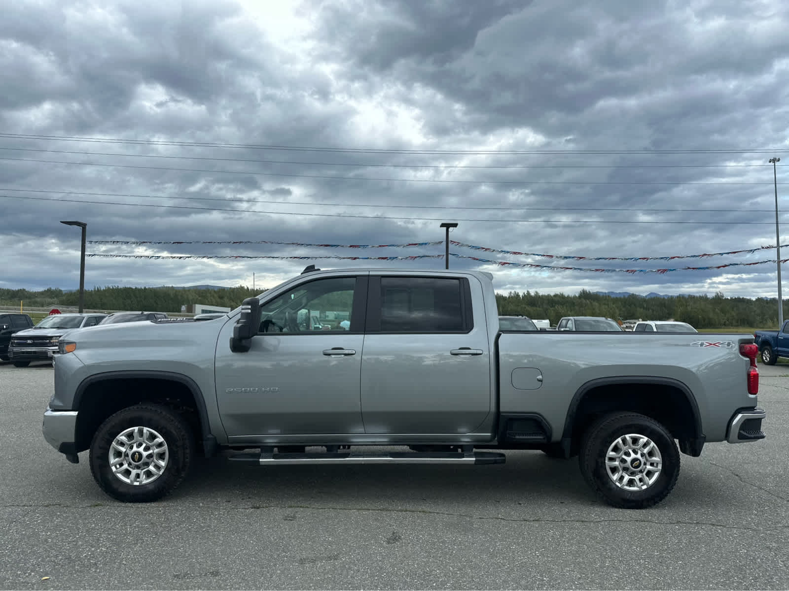 2024 Chevrolet Silverado 2500HD LT photo 4