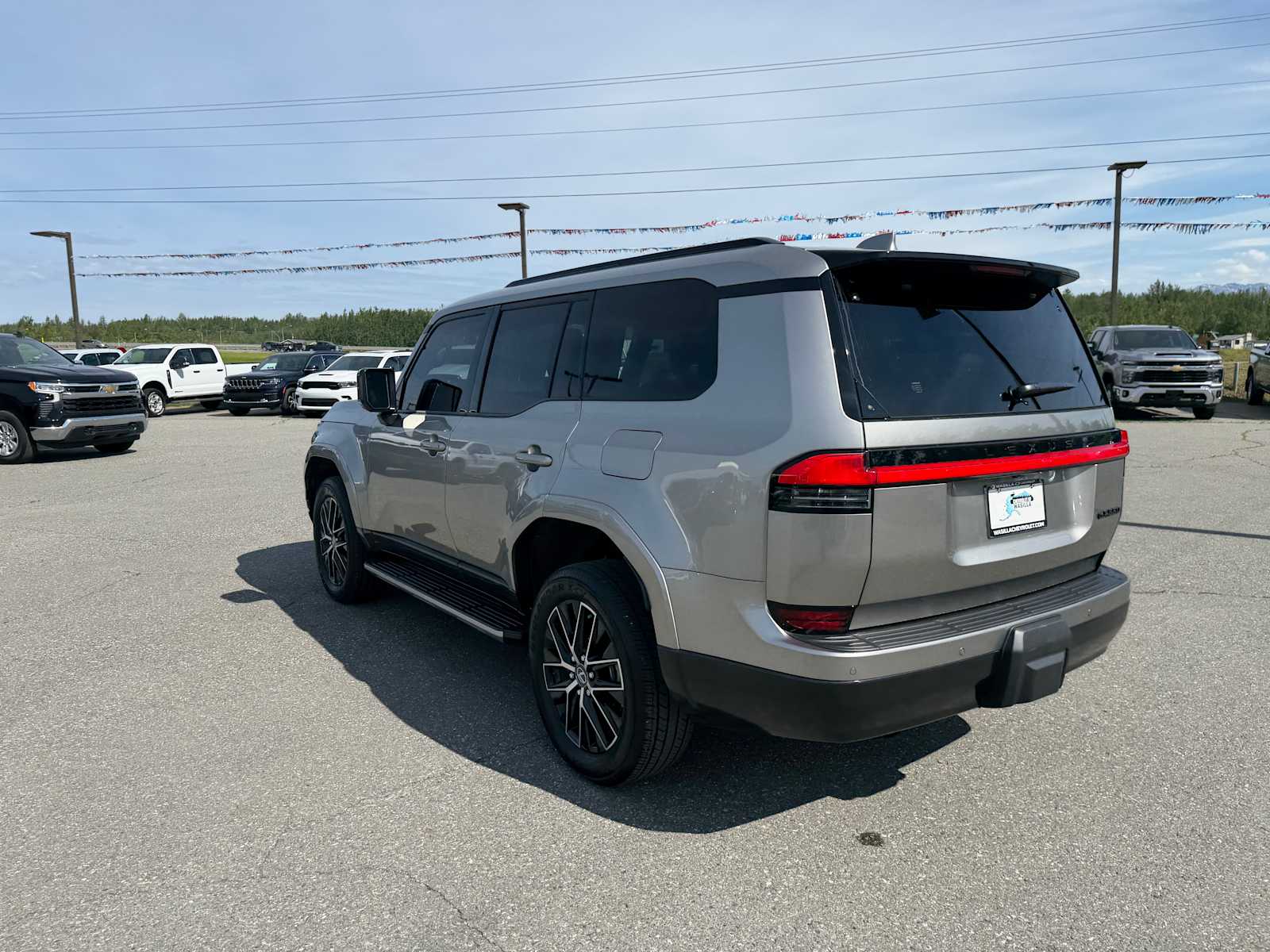 Thumbnail: 2025 Lexus GX - 16