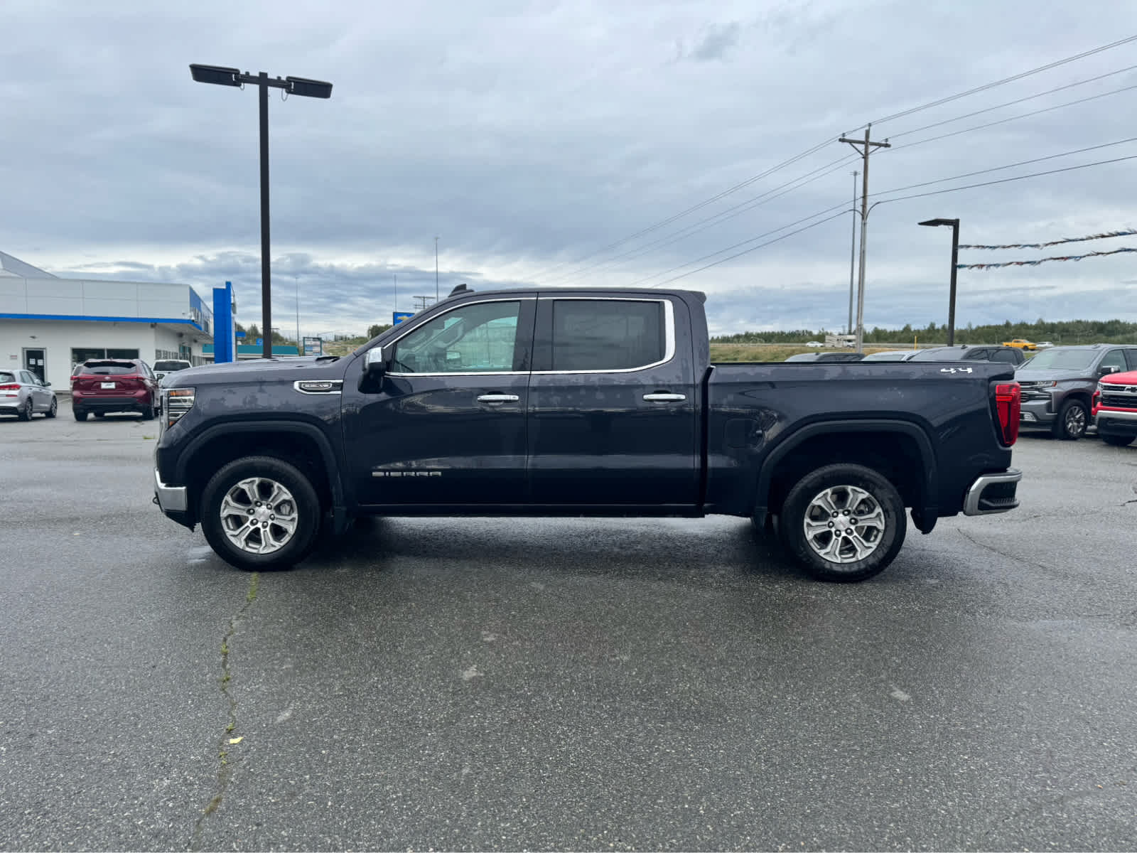 Thumbnail: 2025 GMC Sierra 1500 - 2