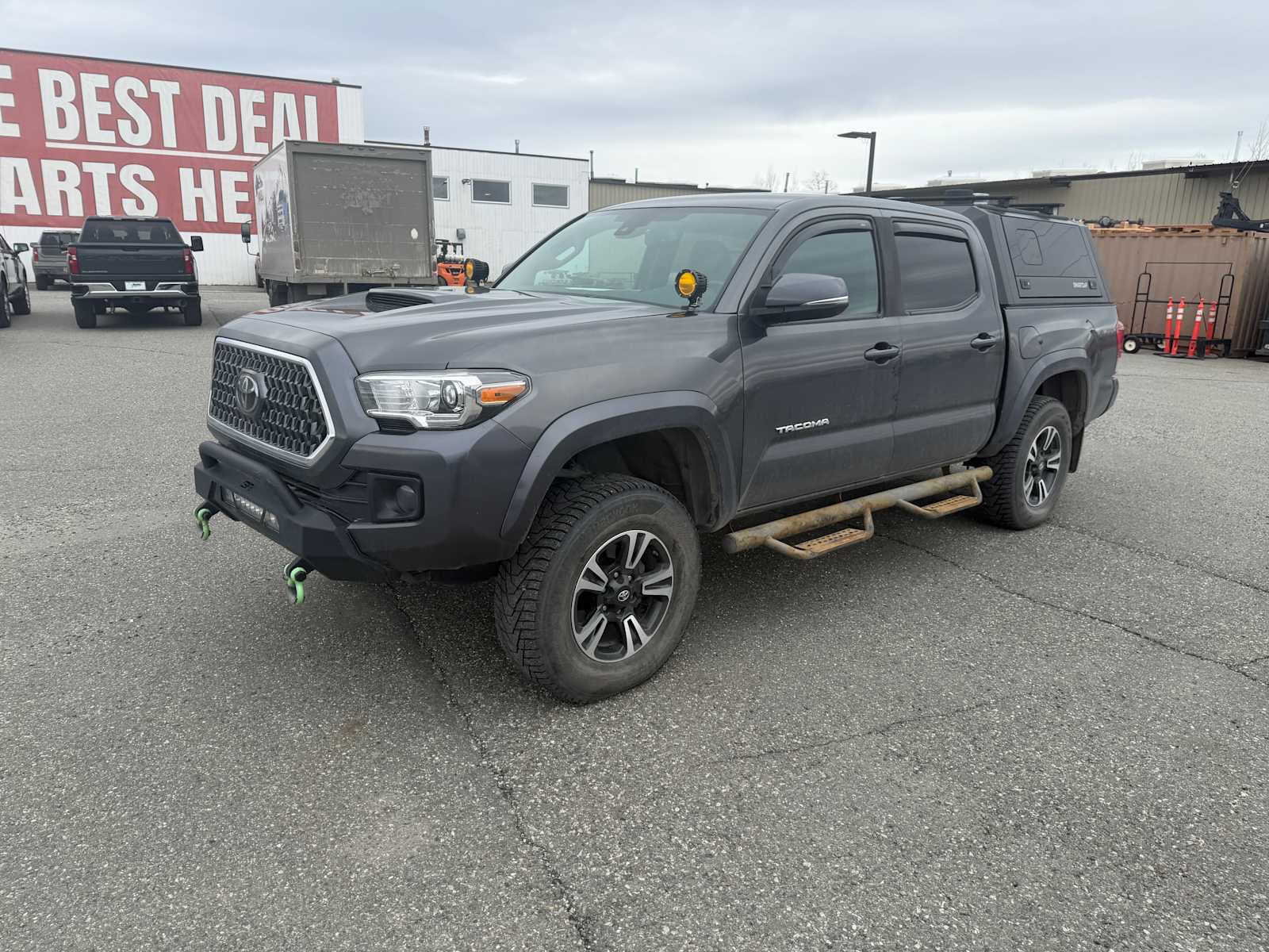 Thumbnail: 2019 Toyota Tacoma - 3