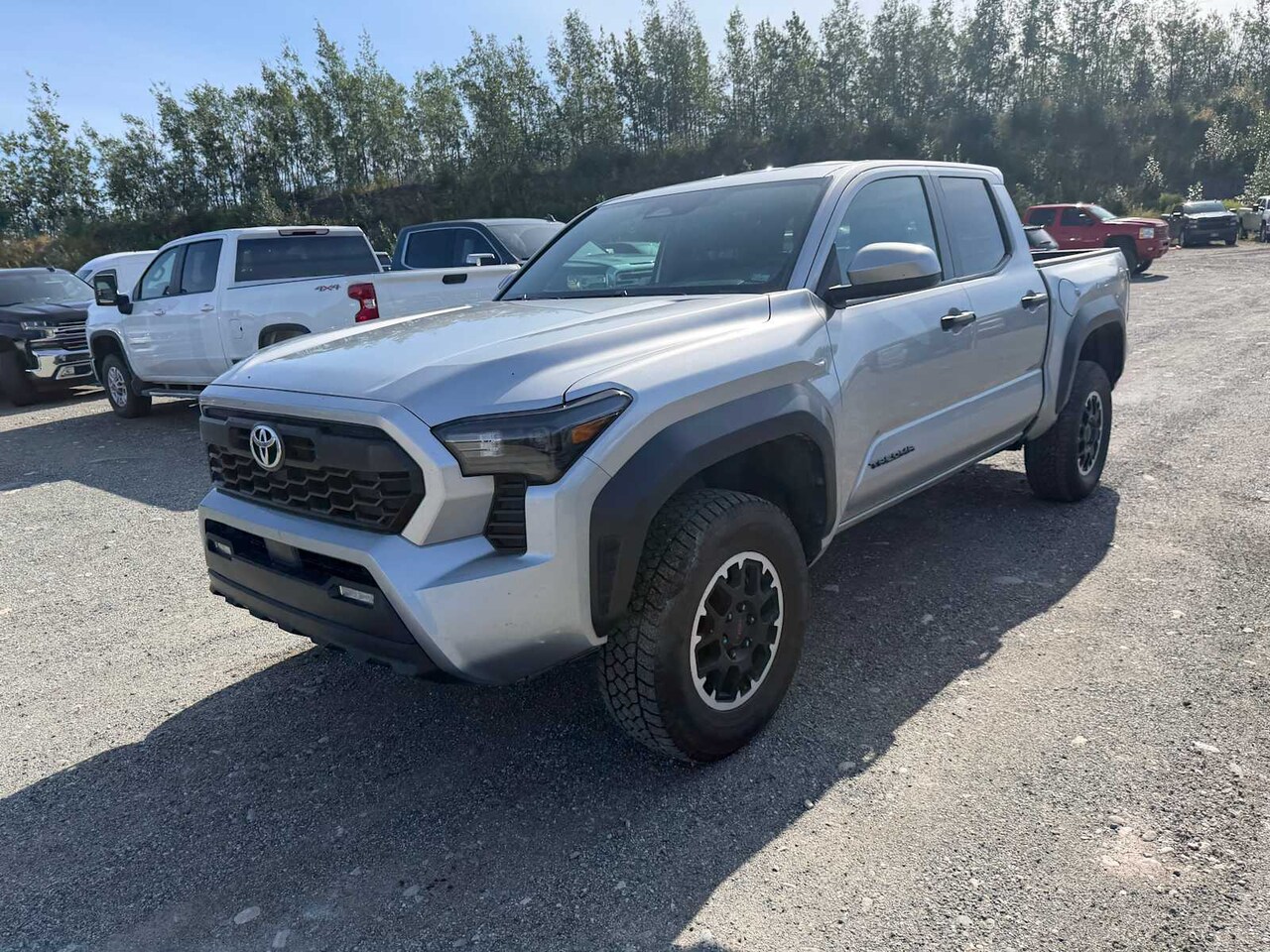 2024 Toyota Tacoma 4WD SR5 - Image 3