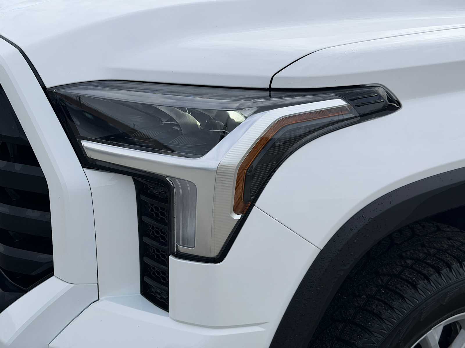 Thumbnail: 2024 Toyota Tundra - 13