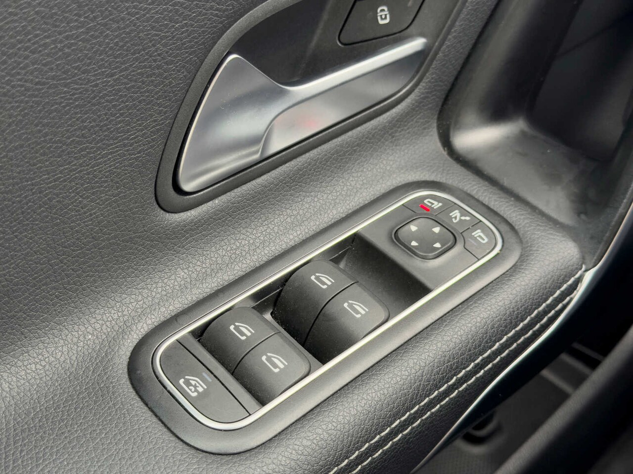 2025 Mercedes-Benz CLA CLA 250 - Image 21