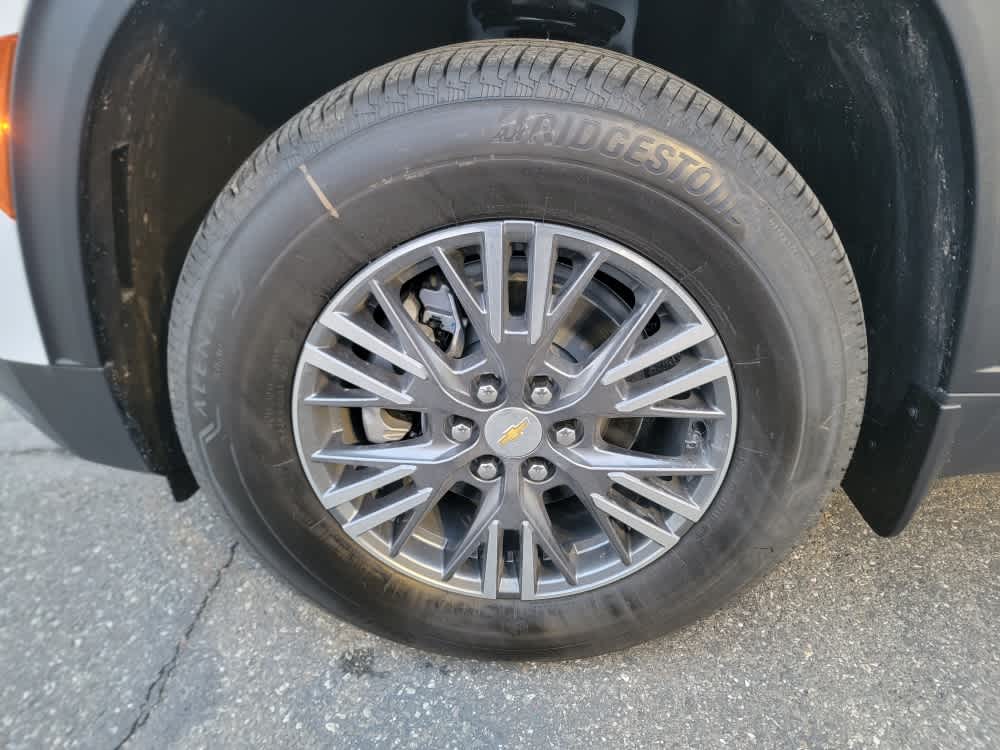 Thumbnail: 2026 Chevrolet Traverse - 9